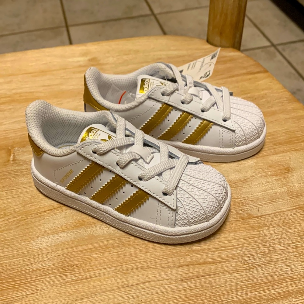Adidas Originals Superstar White Gold Sneakers Shoes Toddler Girl’s Size 6